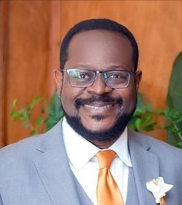 Dr. Maxime Pierre-Pierre